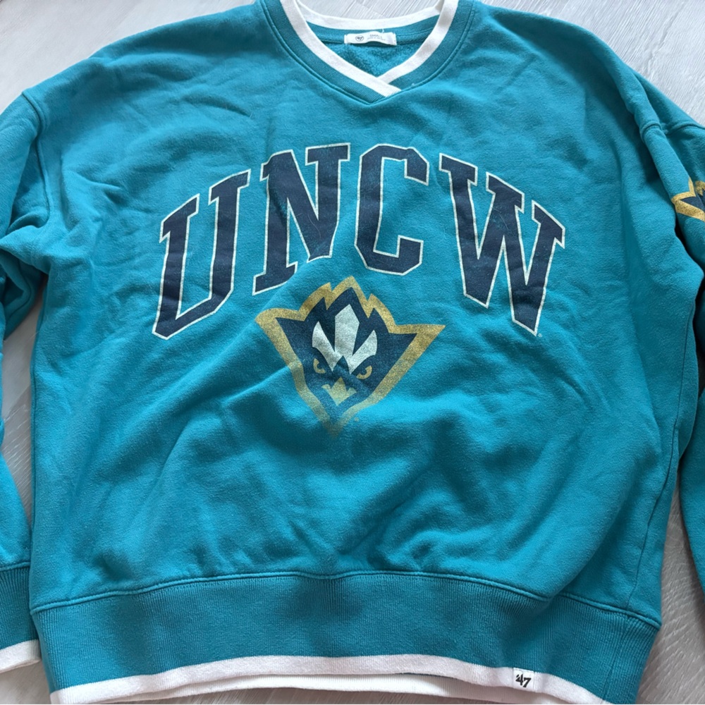 '47 Teal and White V-Neck Pullover